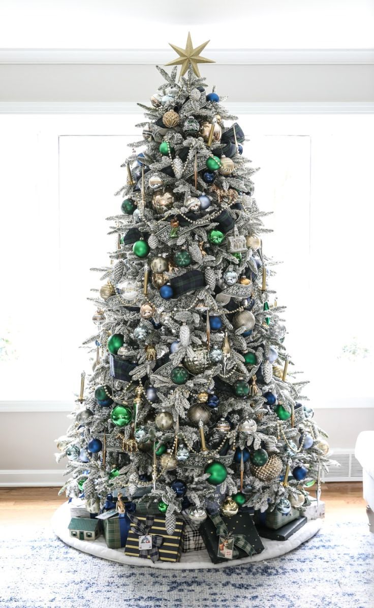 navy and green christmas decor Navy and Green Christmas Tree Christmas Tree Decor Ideas Green