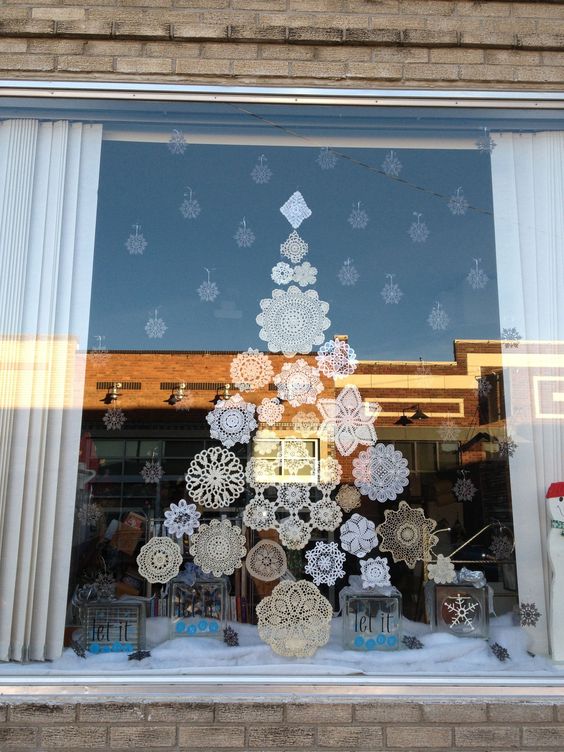 christmas decoration ideas for windows 37 Cute Christmas Window Décorations DigsDigs