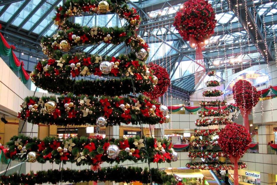 christmas decoration ideas mall Christmas Mall Decoration Ideas That May Attract people The