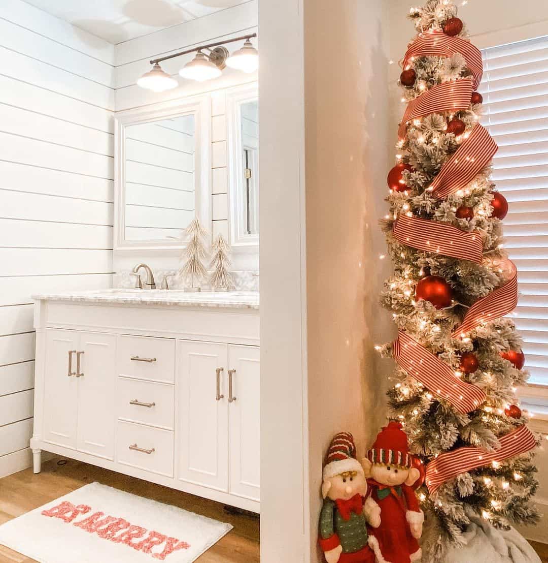 simple christmas bathroom decor 31 Easy Christmas Bathroom Décor Ideas for a Festive Makeover