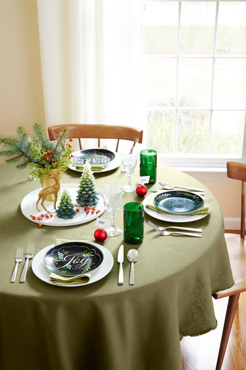 christmas table decoration ideas uk 28 Christmas Table Decorations & Centerpieces Ideas for Holiday Table