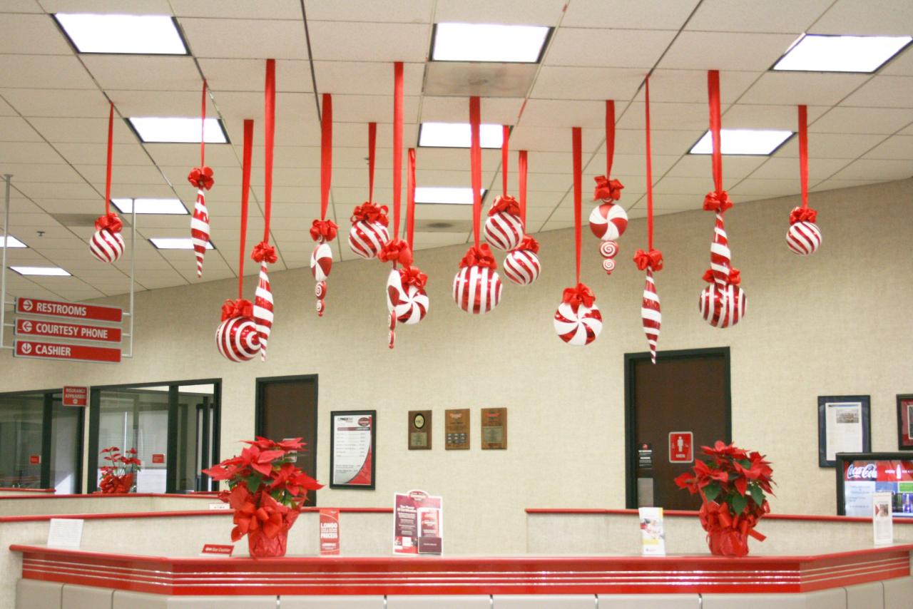 bay decoration christmas themes in office Great Office Decoration Themes Office Bay Decoration Ideas Bay