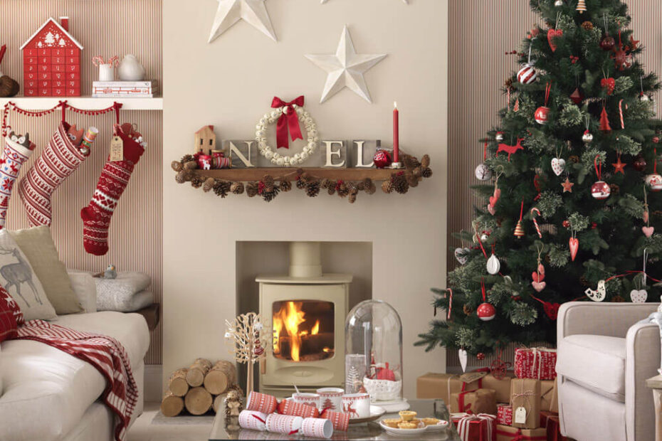 christmas decor ideas for small spaces Amazing Christmas Decoration Ideas for Small Space Live Enhanced