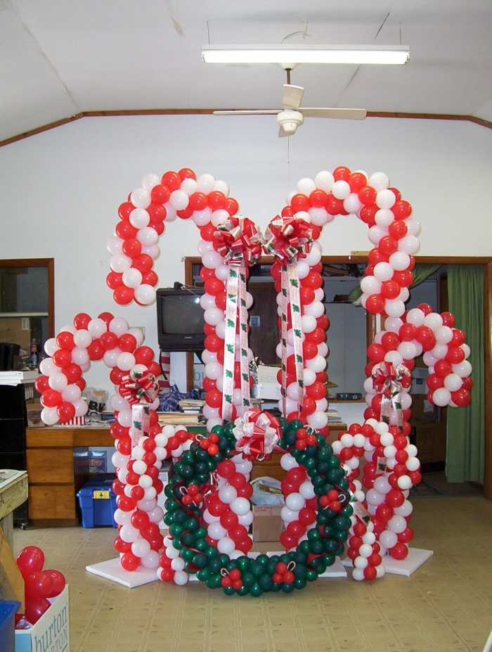 christmas decor ideas with balloons 20 Fabulous Balloon Decorations You Can Get Ideas From For Your Next