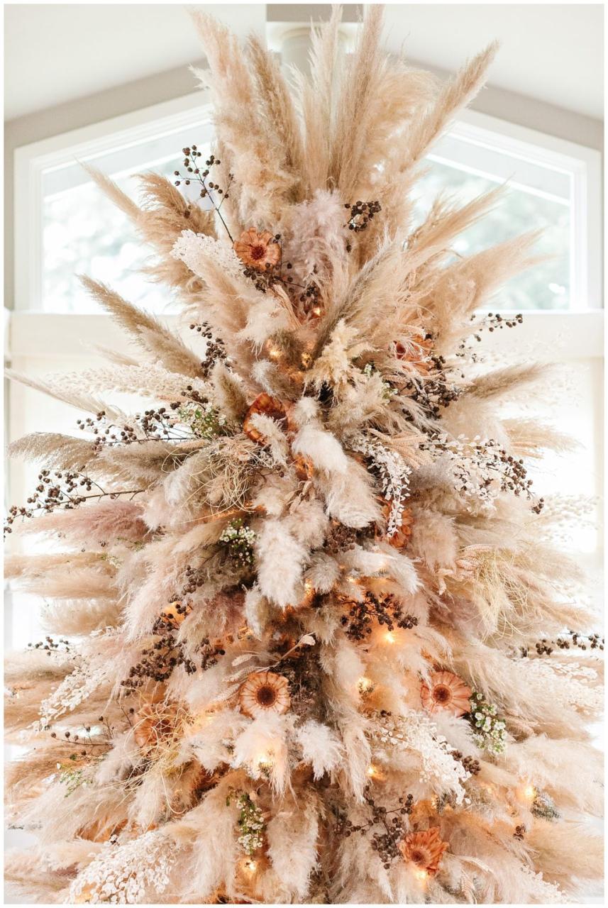 pampas grass christmas decor Bohemian Inspired Christmas and Pampas Grass Tree