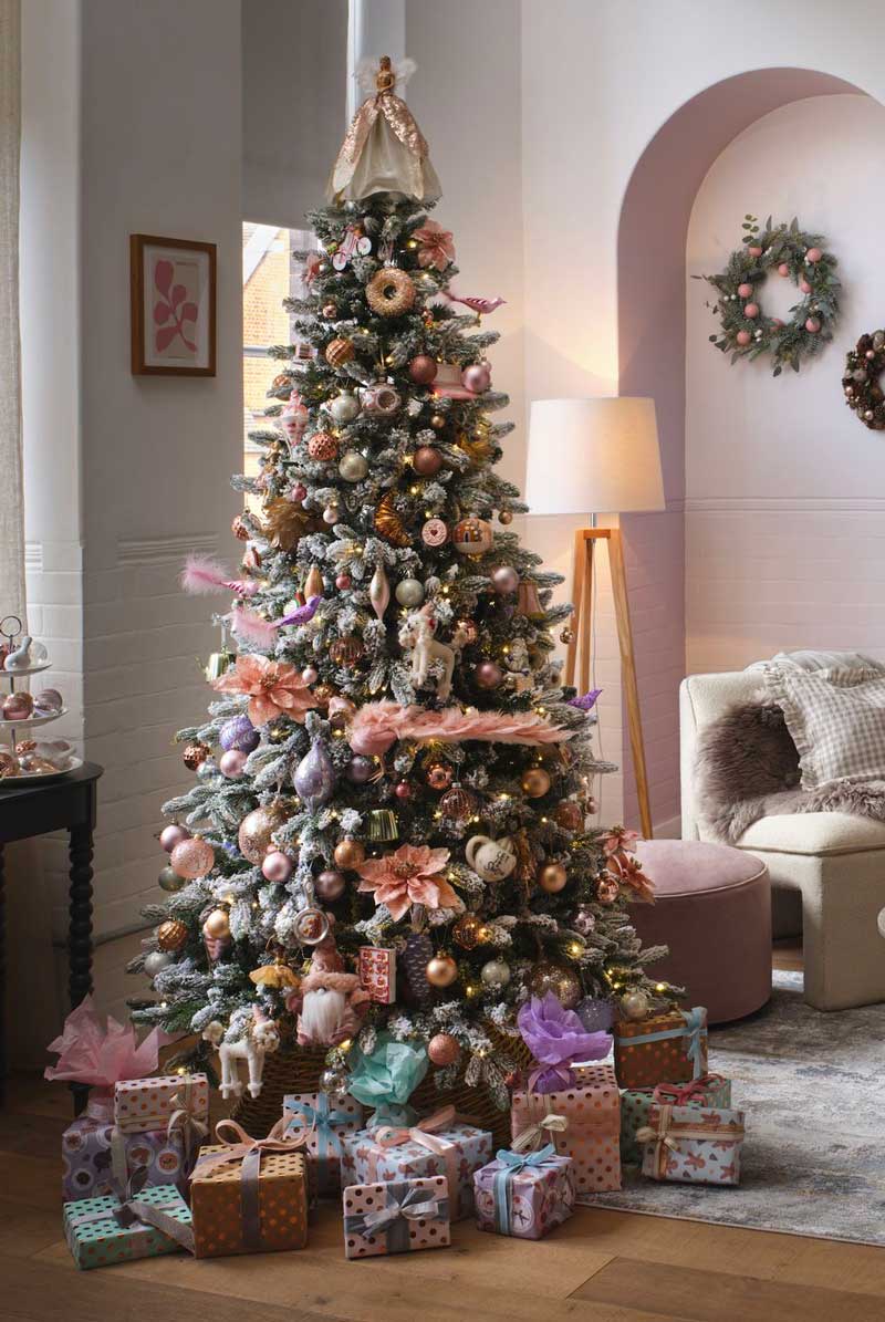 2024 christmas decor color trends 2024 Christmas Color Trends