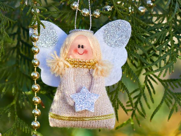 angel decor for christmas 20 Beautiful Angel Christmas Decorations LoveToKnow