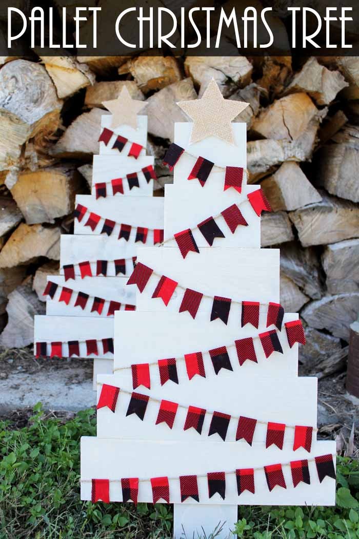 christmas decor made from pallets Awesome DIY Christmas Decorations Made From Pallets 2022