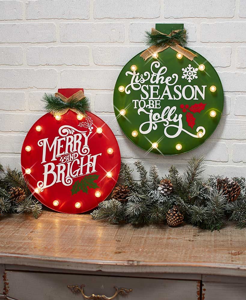 christmas wall decor with lights Lighted Ornament Wall Hangings Diy christmas lights, Christmas wood