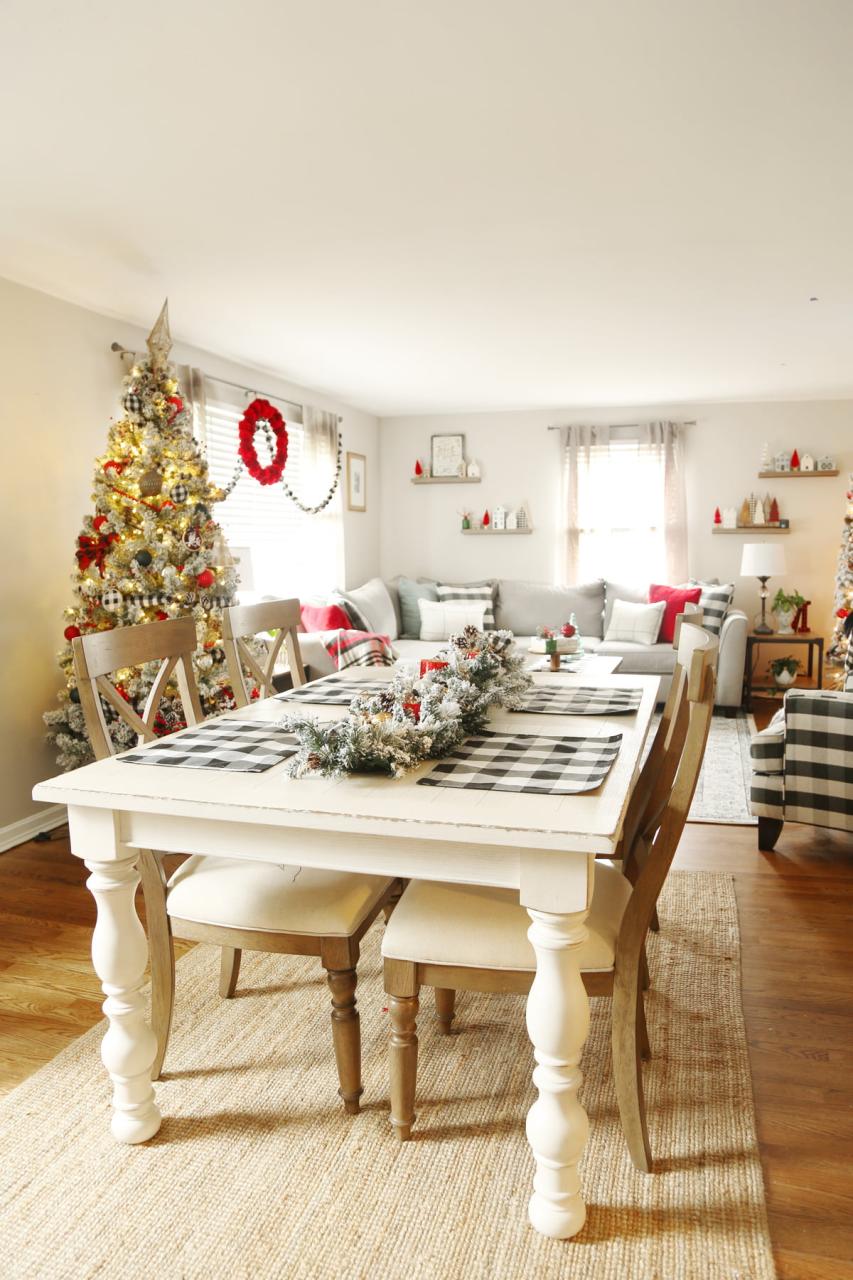 christmas decorating ideas small house A Big Christmas in a Small House Weekend Craft