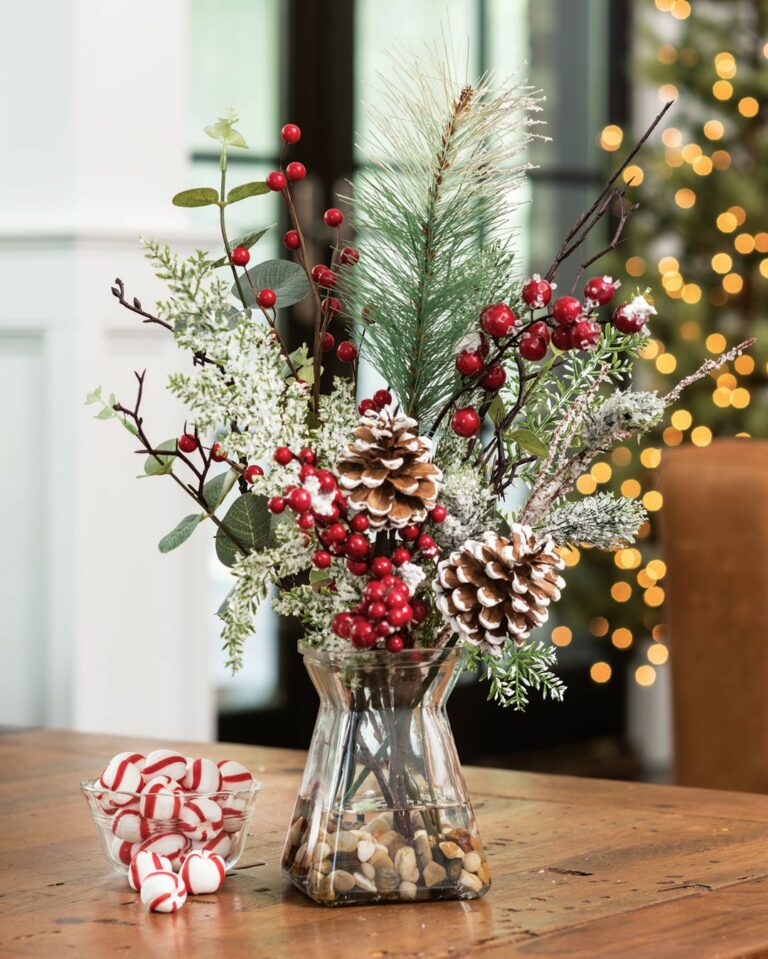 flower vase christmas decor Vase Decoration Ideas For Christmas