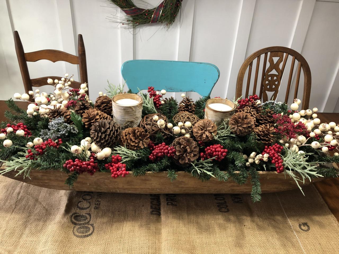 dough bowl christmas decor ideas Antique dough bowl decorated for Christmas. Christmas table