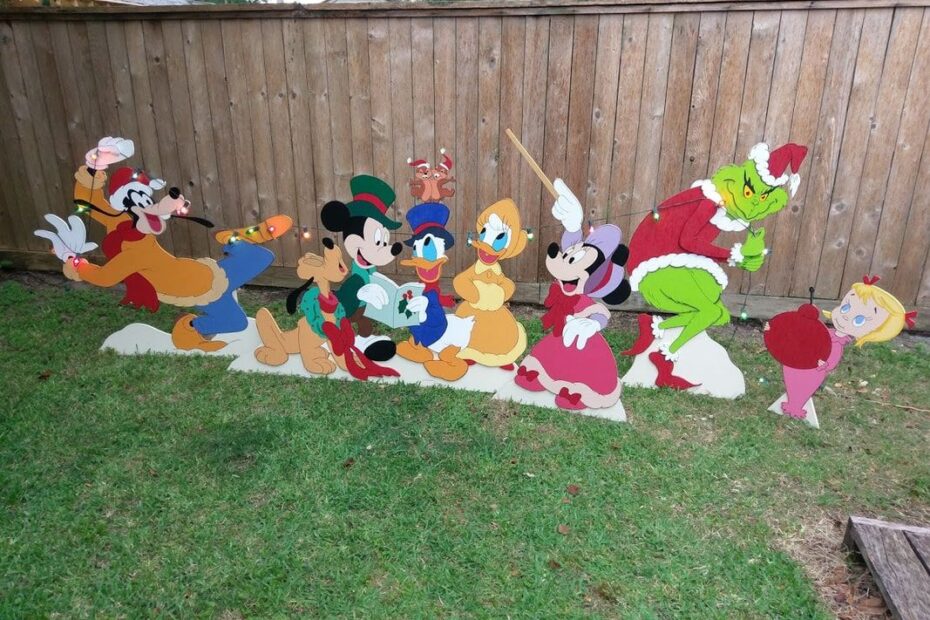 disney outdoor christmas decor Disney Christmas Yard Art Holiday Yard Art Made by ART DE YARD