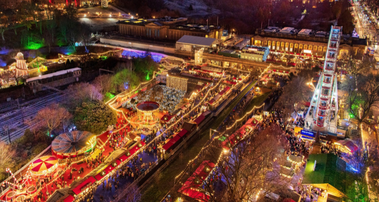 christmas decorations edinburgh 2024 5 Best Christmas Markets In Edinburgh 2024 DesignMyNight