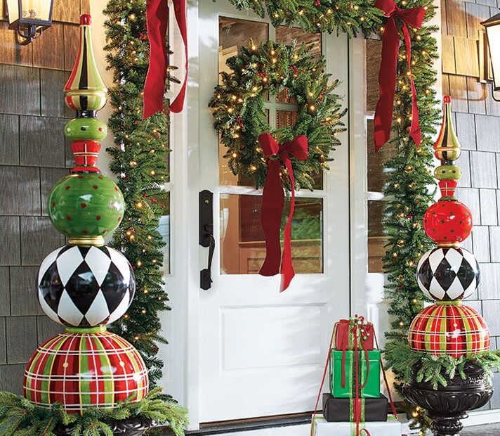 christmas outdoor decorations at home 95 Amazing Outdoor Christmas Decorations DigsDigs