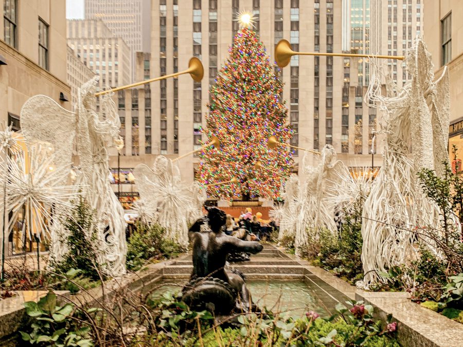 indoor christmas decorations nyc Best New York City Christmas Decorations 25 Festive Spots for