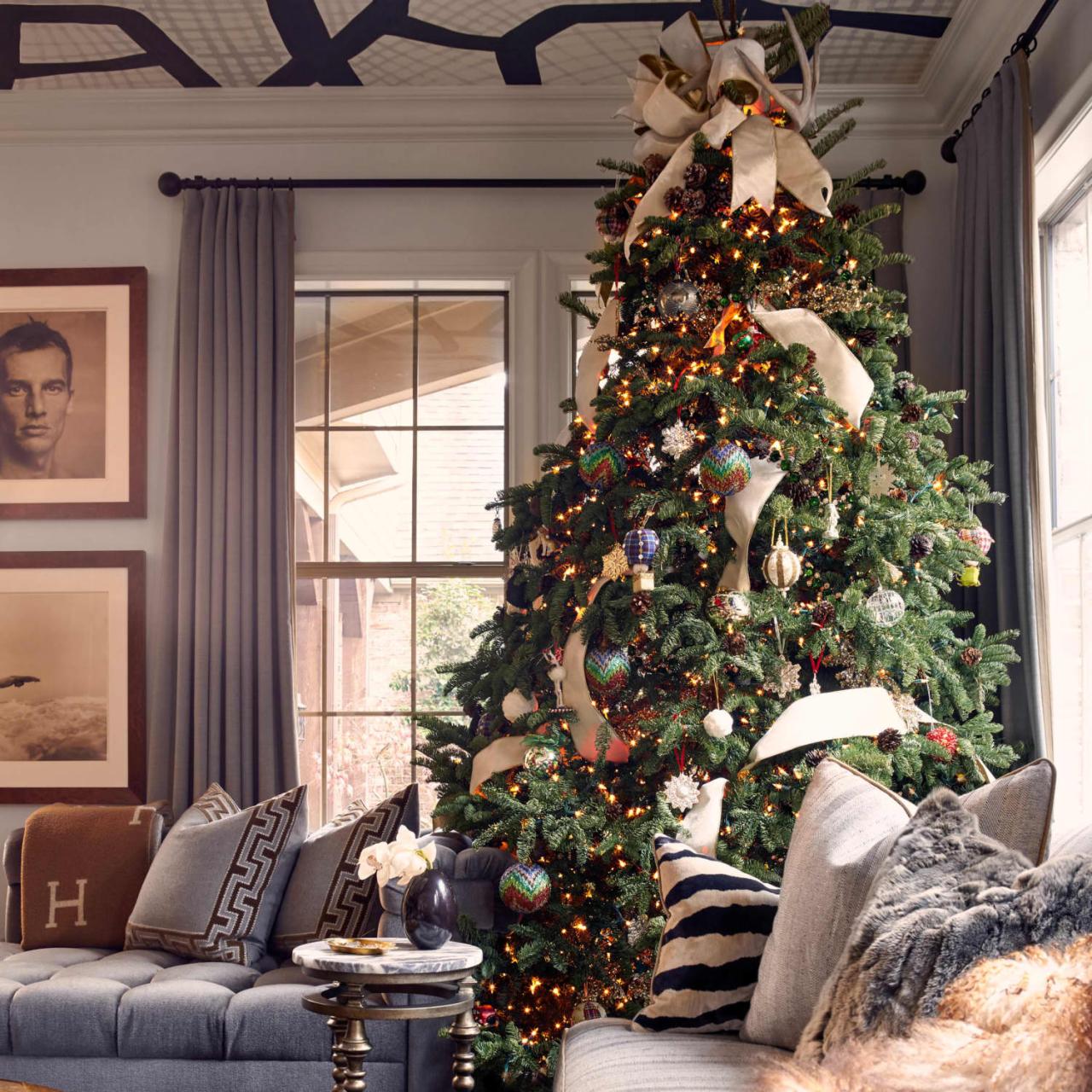 christmas decoration color ideas 10 decorating ideas for christmas on a budget