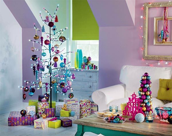 modern colorful christmas decor Bright, colourful and modern Christmas decorations Modern Christmas