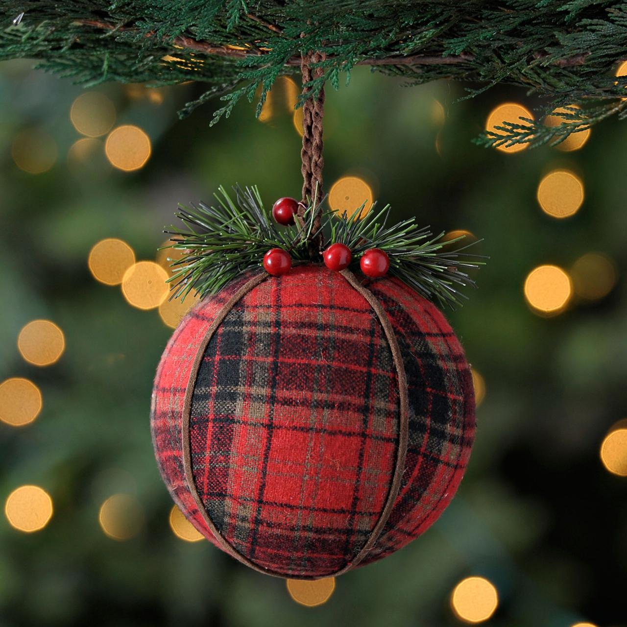 red plaid christmas decor 30+ Red Plaid Christmas Decorations DECOOMO