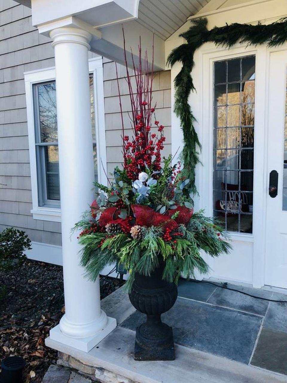 christmas decorating ideas for outdoor urns 17 Cheap DIY Christmas Porch Ideas Christmas urns, Outdoor christmas