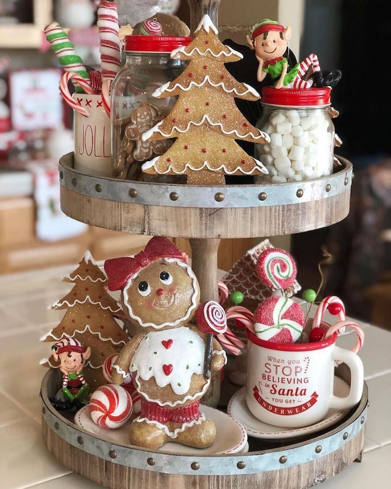 christmas decor kitchen ideas 24 MustSee Christmas Kitchen Decor Ideas Gingerbread christmas decor