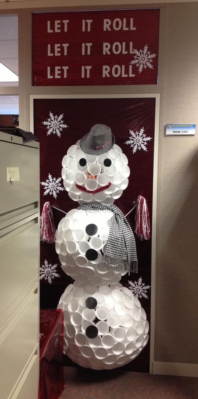 christmas decoration ideas at home with paper Bama Snowman Christmas Door Decoration