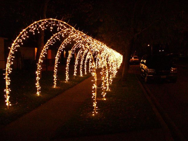 christmas decorations outdoor arch 20++ Diy Christmas Lighted Arches HOMYHOMEE