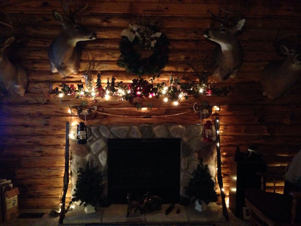 rustic cabin christmas decor Rustic Cabin Christmas Decorations Cabin christmas, Rustic cabin, Decor