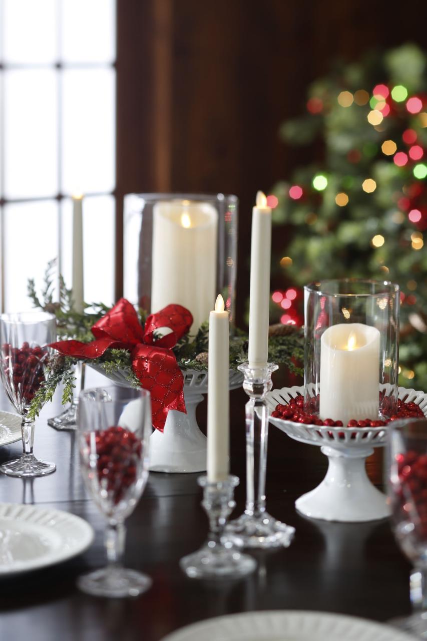 christmas candle table decor There are so many creative, fun ways to create a Christmas table