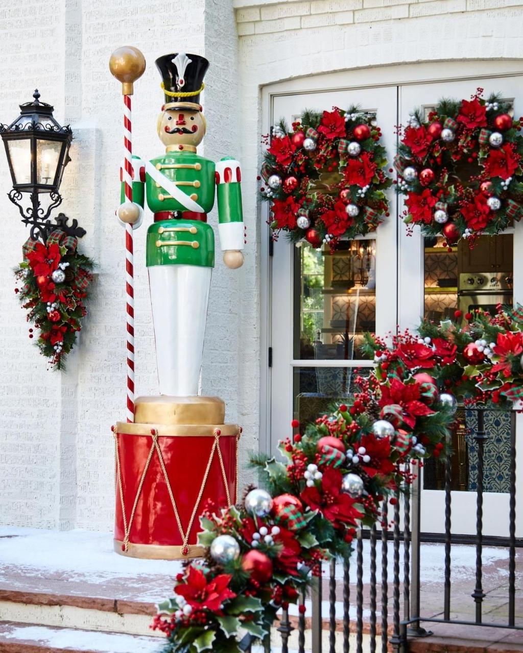 outdoor christmas decorations sale near me 24 Christmas Decoration Ideas Outside Live Form Red and Metallic Gold