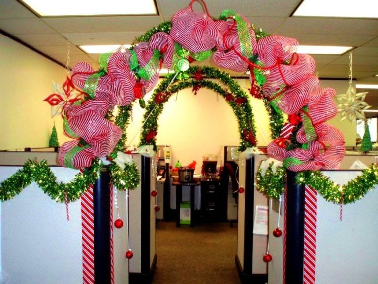 bay decoration christmas themes in office Elegant Yet Fun Office Bay Decoration Themes With Pictures Office