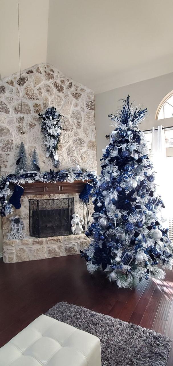 blue silver christmas decor Blue and Silver Christmas Decorations