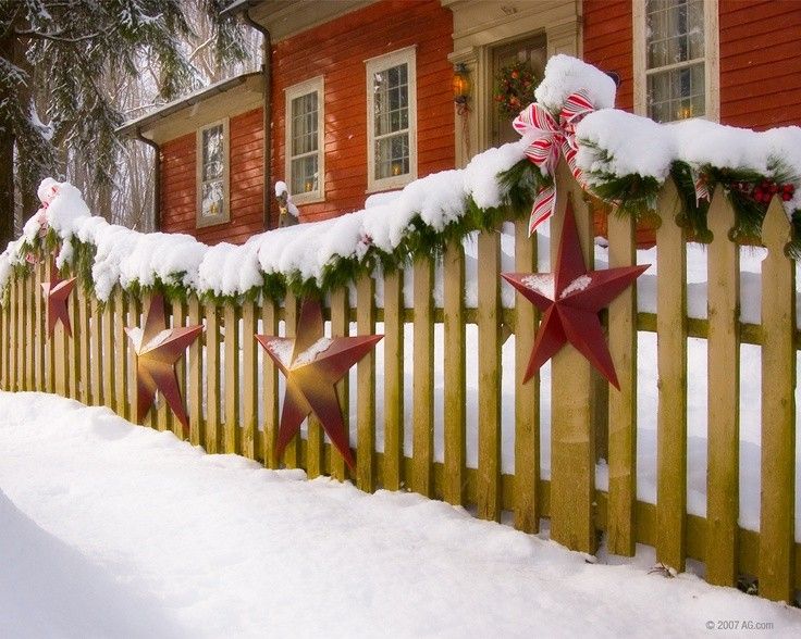 christmas fence decor ideas Fence Decorating Ideas For Christmas How To Decorate Your This