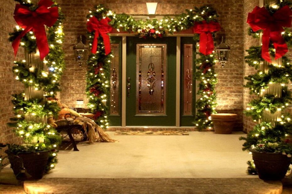 front porch decor ideas for christmas 20+ Christmas Lights For Porch Columns