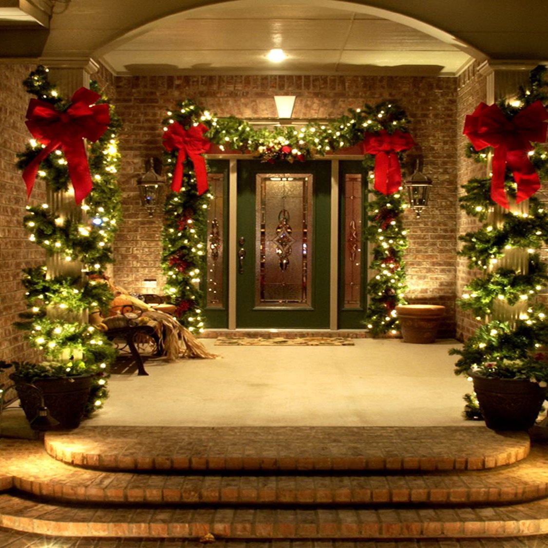 front porch decor ideas for christmas 20+ Christmas Lights For Porch Columns