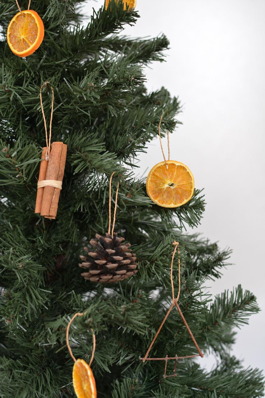 christmas decoration ideas with natural materials Christmas Tree Decorations Natural Materials Themed Party