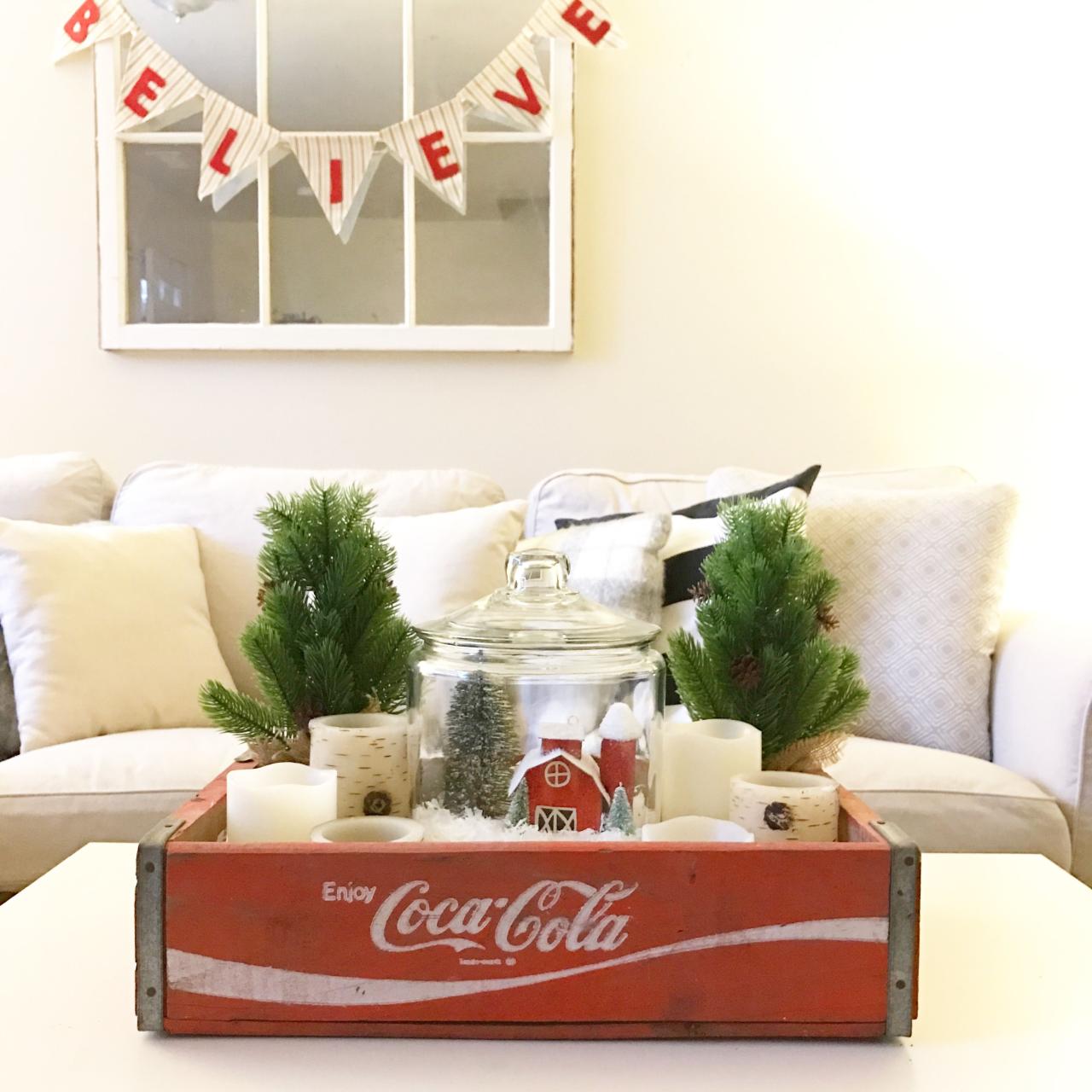 farmhouse christmas coffee table decor Farmhouse Christmas Coffee Table Decor 40 Cozy And Wonderful Rustic