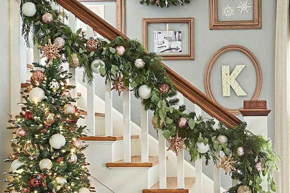 modern indoor christmas decorations 70 Modern Indoor Christmas Lights Decoration Ideas source link