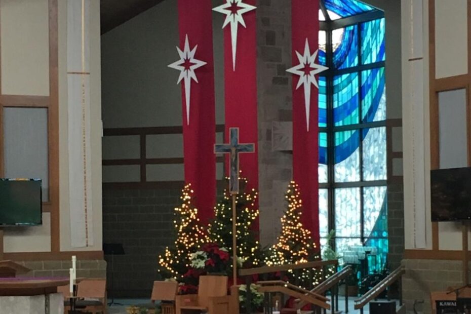 christmas decor ideas in church Pin by delta macoratti on adornos de iglesia Church christmas