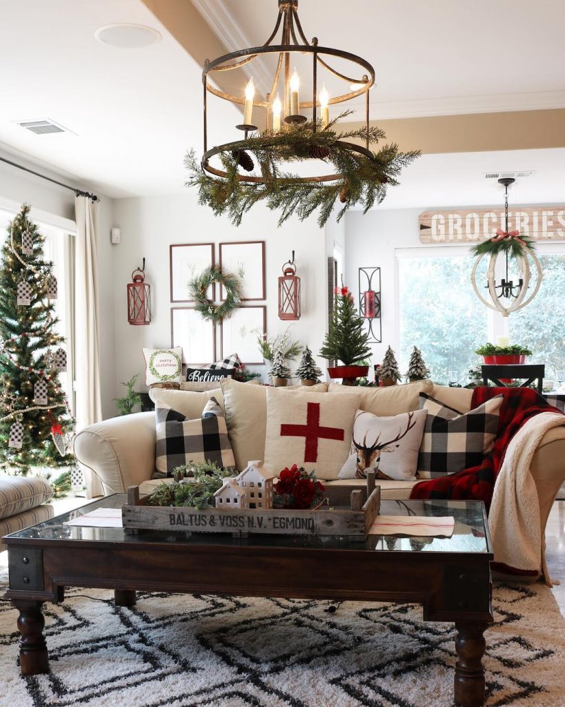 extreme indoor christmas decorations 9 Indoor Christmas Decorations To Give Your Home That Holiday Spirit