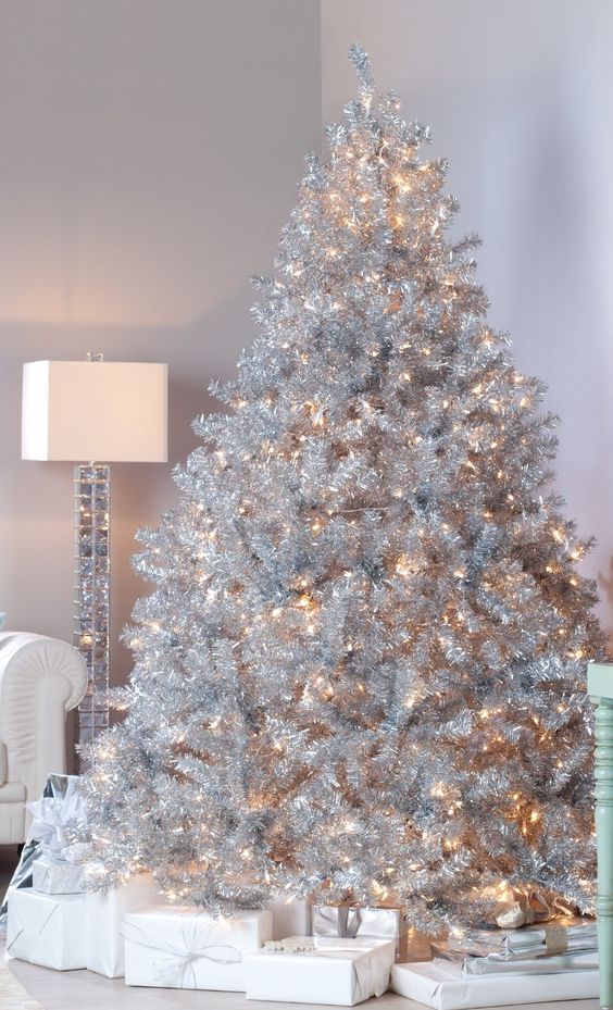 white and silver christmas decor 37 Awesome Silver And White Christmas Tree Decorating Ideas & Inspirations