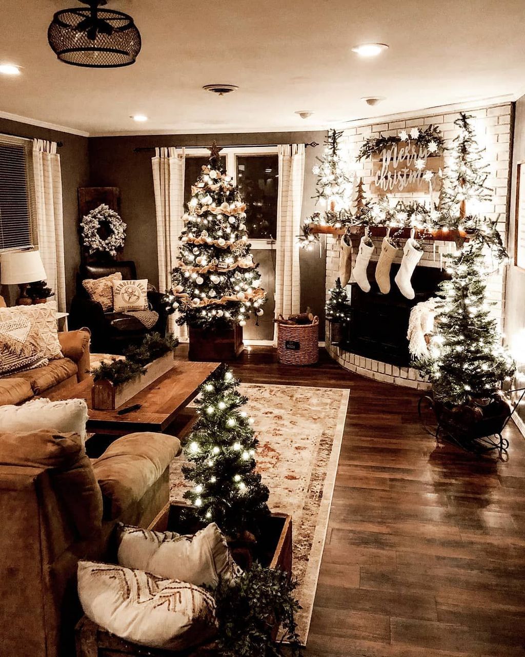 indoor christmas decorations ideas pictures 46 Beautiful Christmas Interior Design Ideas You Never Seen Before