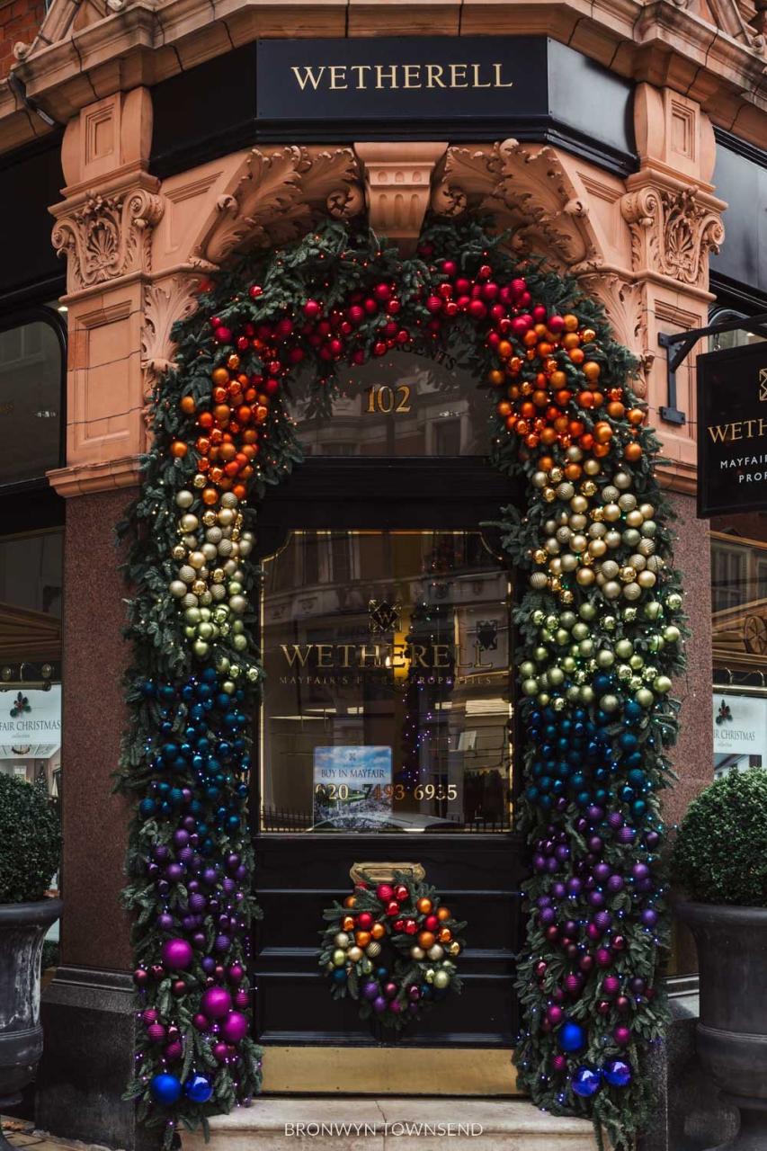 best christmas decor in london Where to find the best Christmas decorations in London — Bronwyn Townsend