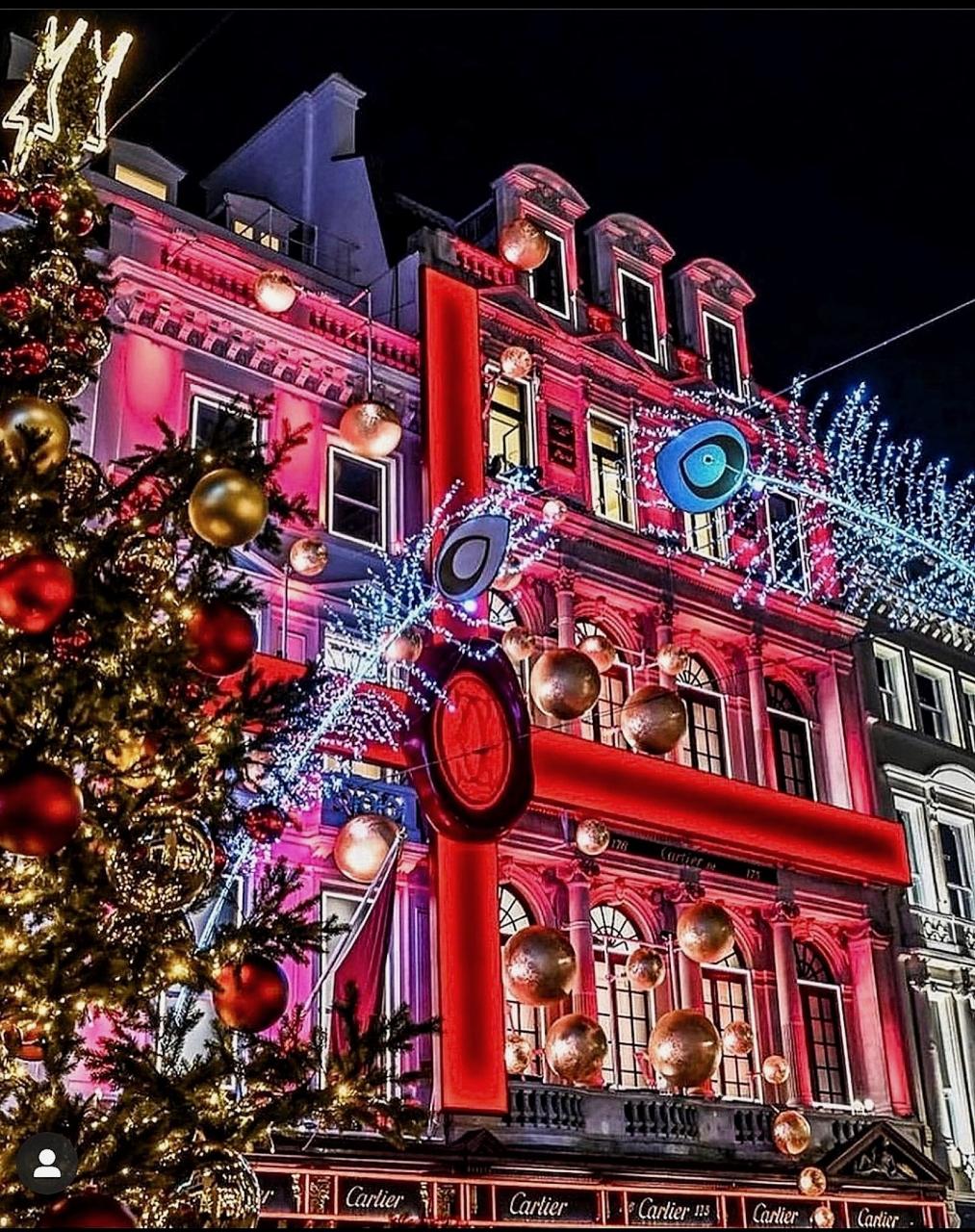 christmas tree decorations london theme Top 10 Most Incredible, JawDropping, Christmas Decorations In London’s