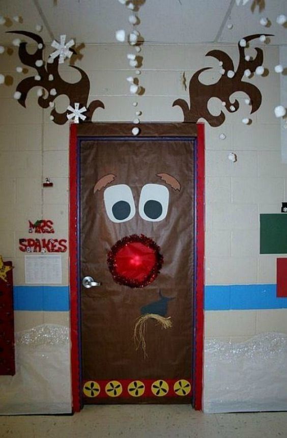 christmas decor ideas for school Christmas Classroom Door Decoration Ideas for Preschool & Kindergarten