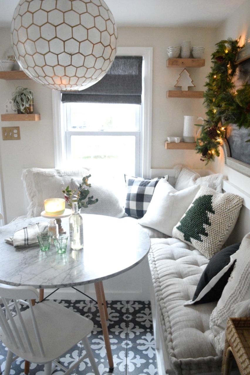 christmas decorating ideas small house Christmas Ideas in a Small Space Holiday Housewalk Main Floor