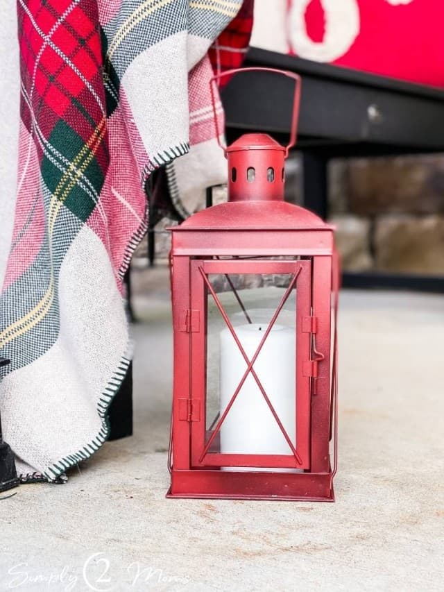 christmas decor for small porch 7 Easy and Festive Ideas to Decorate a Small Porch for Christmas