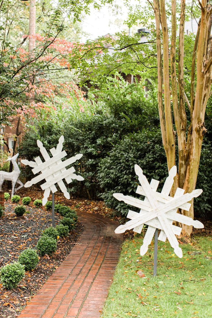 christmas decorations outdoor yard Go Beyond Lights With These 18 Christmas Yard Decorations