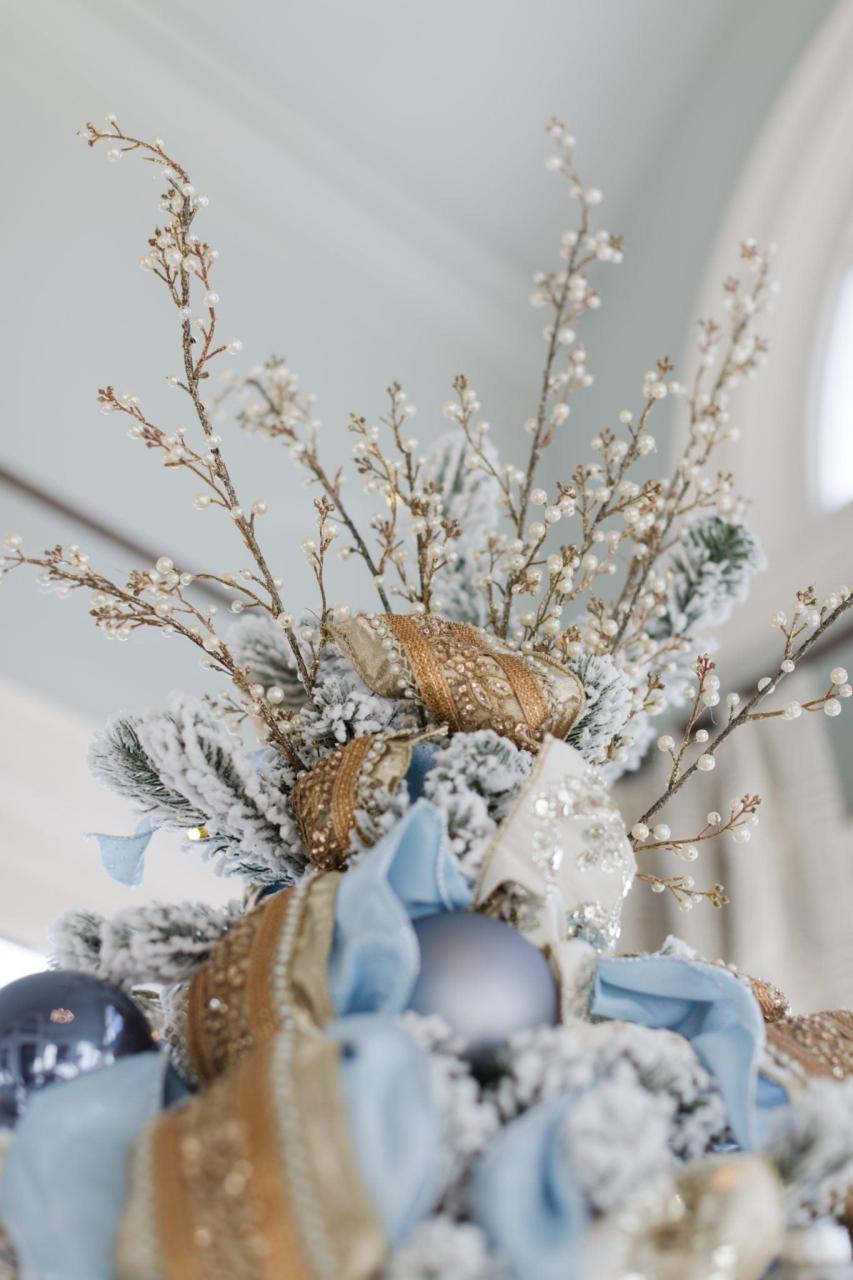 blue gold christmas decor Gold and Blue Christmas Decorations My Cinderella Tree! bluegraygal