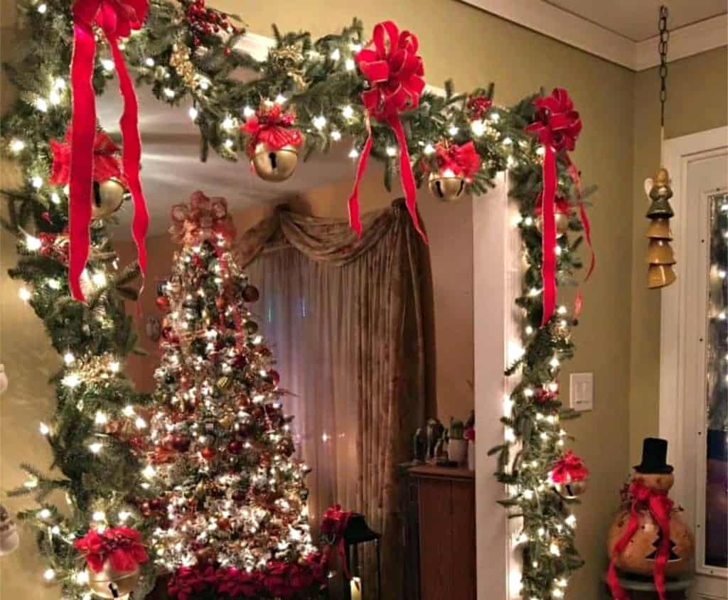 christmas decor ideas cheap 15 Easy DIY Ways To Decorate Your Home For Christmas Twins Dish